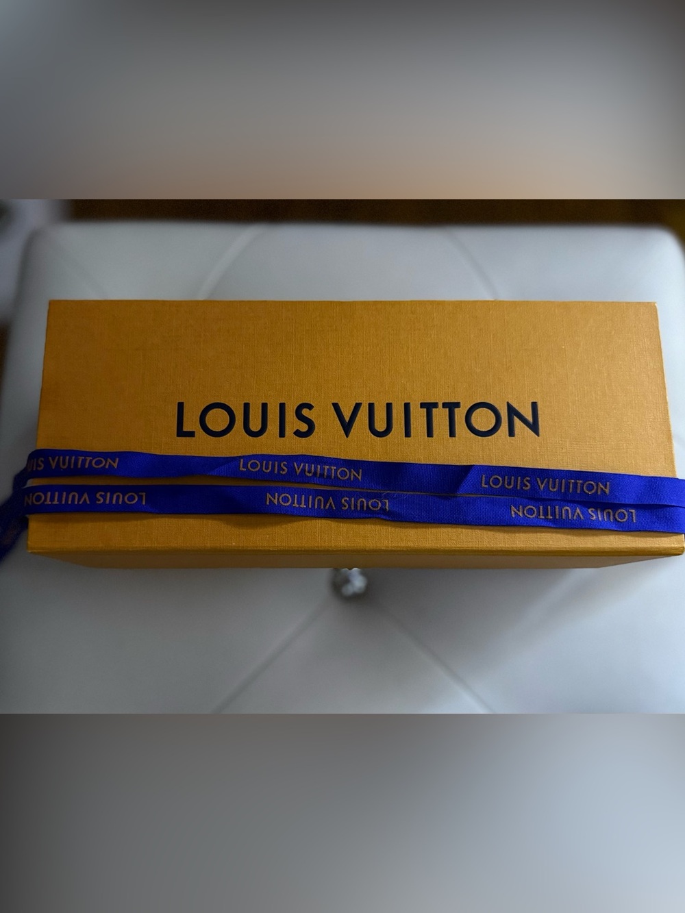 Louis Vuitton Gift/Storage Magnetic-Closure Box - Picture 5 of 5
